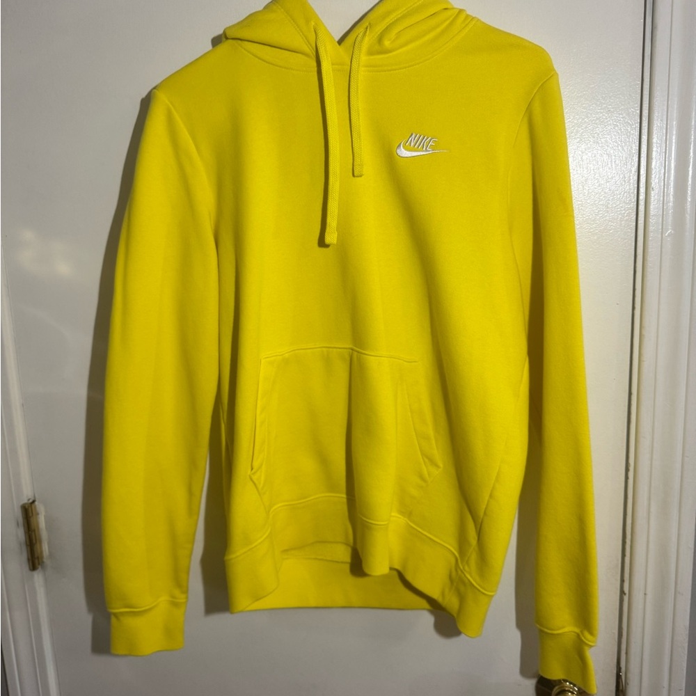 Nike Yellow Sweatshirt Hoodie Vibrant Cotton Blend